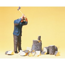 Preiser 45090 - Man Chopping Wood