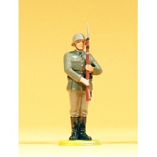 Preiser 56003 - Germ officer present arms