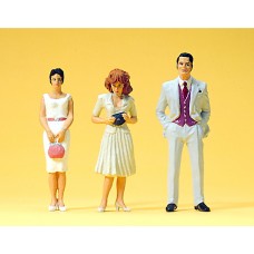 Preiser 57102 - Passers-by 1:24        3/
