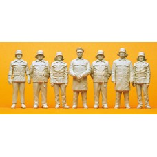 Preiser 57805 - FRG Firefighters Unptd 7/