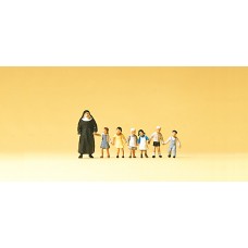 Preiser 75029 - Nun w/Children 7/