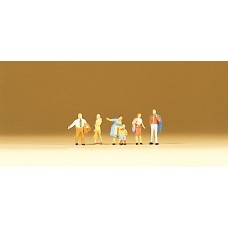 Preiser 79068 - Family in the City     6/
